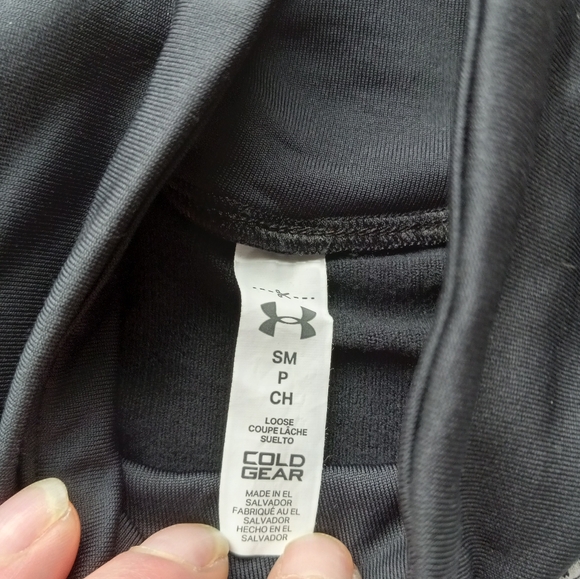 Under Armour Cold Gear!!!!! Like New!!! - Picture 4 of 7